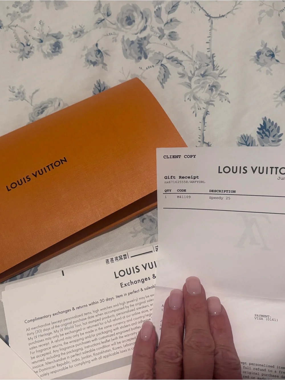 Louis Vuitton Brown Monogram Speedy Bandoulière Handbag 25